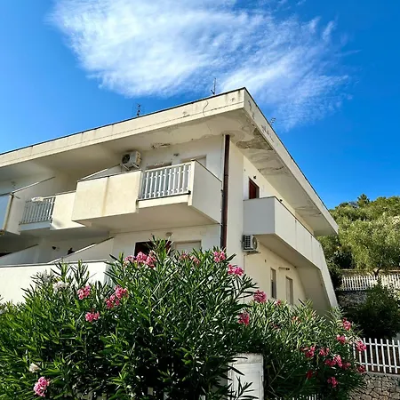 Stella Marina Апартаменты *